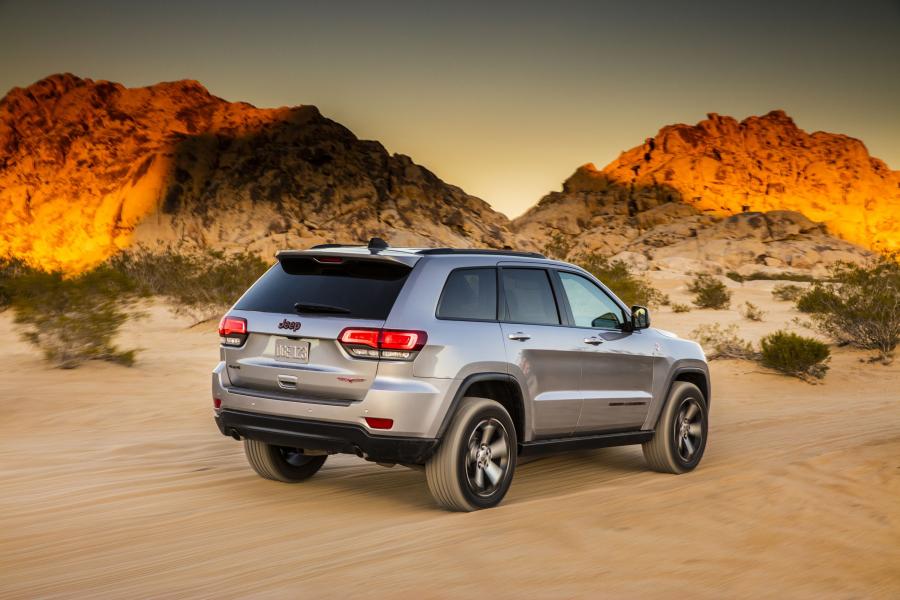  Jeep Grand Cherokee Trailhawk (WK2) 2016 года  (фото 28 из 40)